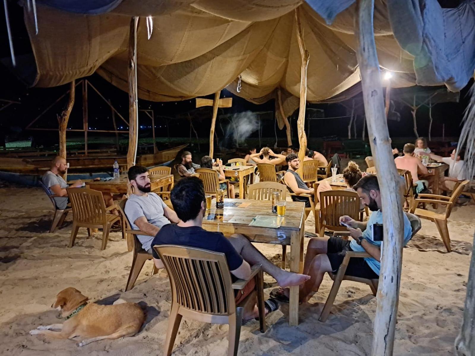 The Surf Access Guest House 阿鲁甘湾 外观 照片